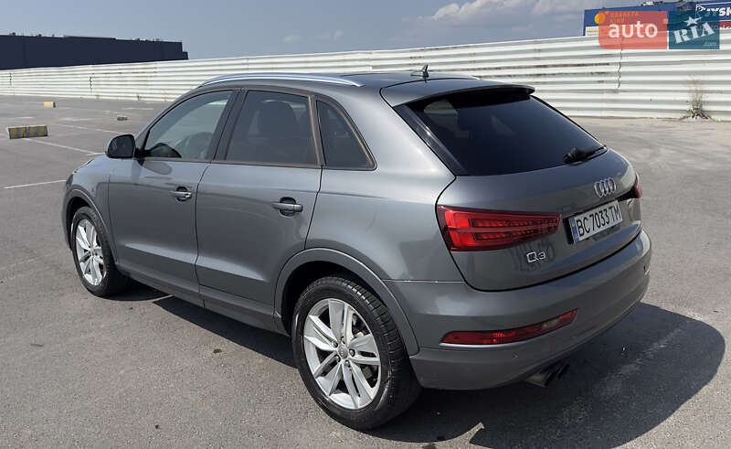 Внедорожник / Кроссовер Audi Q3 2017 в Львове