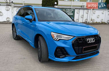 Внедорожник / Кроссовер Audi Q3 2019 в 