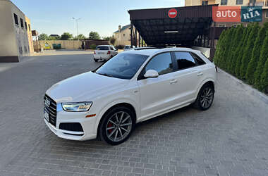 Внедорожник / Кроссовер Audi Q3 2017 в 