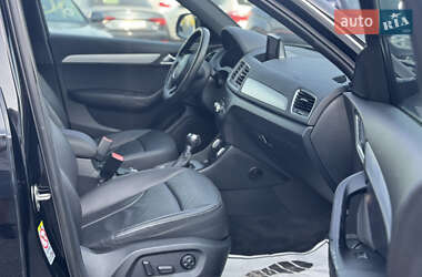 Внедорожник / Кроссовер Audi Q3 2015 в 
