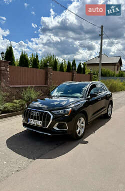 Позашляховик / Кросовер Audi Q3 2020 в Житомирі