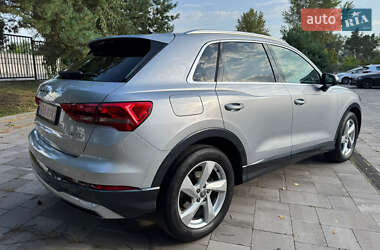 Внедорожник / Кроссовер Audi Q3 2020 в 