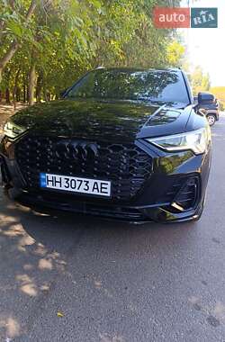 Внедорожник / Кроссовер Audi Q3 2024 в 