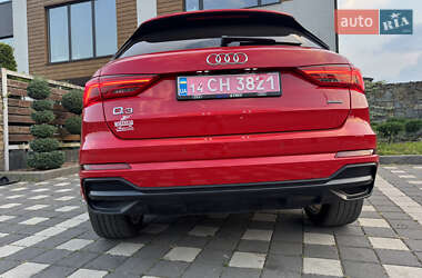 Внедорожник / Кроссовер Audi Q3 2021 в 