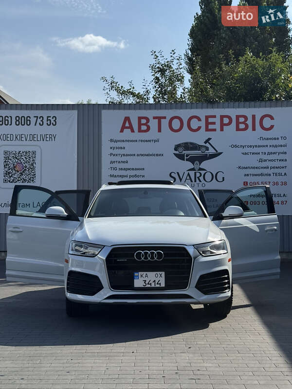 Внедорожник / Кроссовер Audi Q3 2017 в Киеве