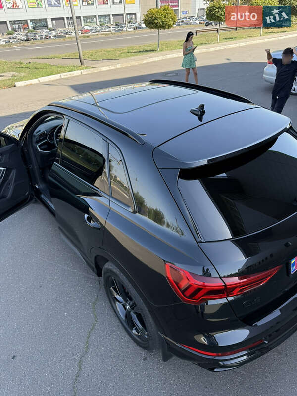 Внедорожник / Кроссовер Audi Q3 2019 в Кривом Роге