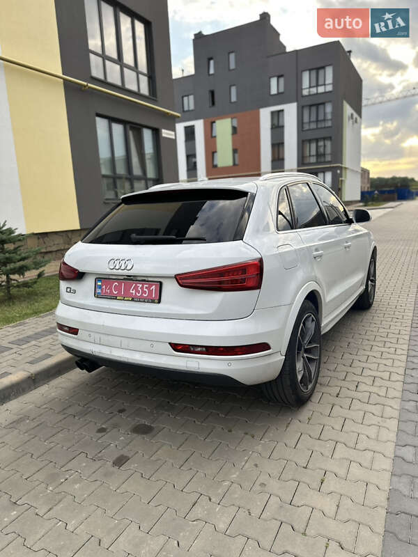 Позашляховик / Кросовер Audi Q3 2017 в Луцьку