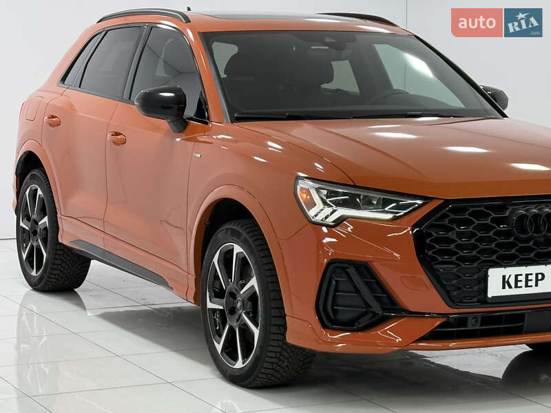 Внедорожник / Кроссовер Audi Q3 2022 в Одессе