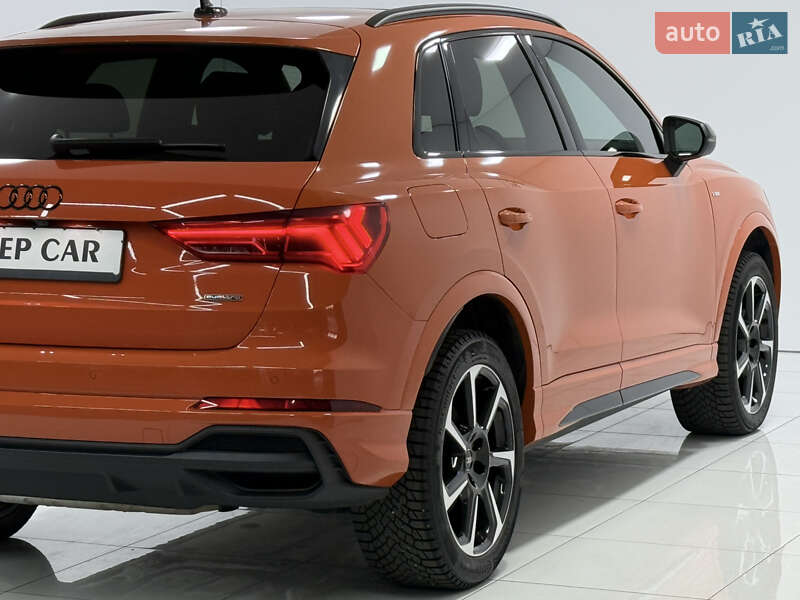 Внедорожник / Кроссовер Audi Q3 2022 в Одессе