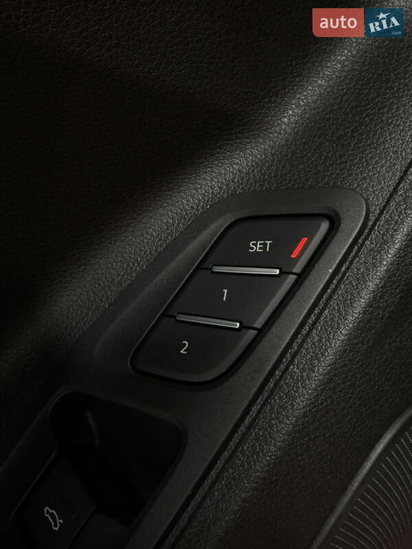 Внедорожник / Кроссовер Audi Q3 2022 в Одессе