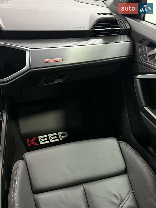 Внедорожник / Кроссовер Audi Q3 2022 в Одессе