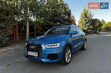 Позашляховик / Кросовер Audi Q3 2015 в 