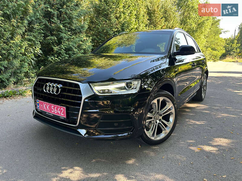Позашляховик / Кросовер Audi Q3 2016 в 