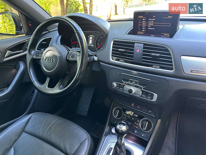 Внедорожник / Кроссовер Audi Q3 2016 в Ровно