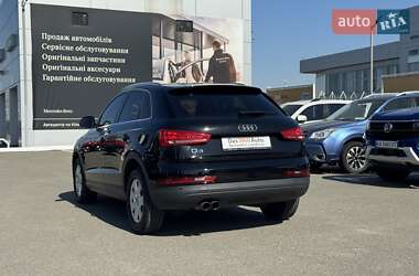 Внедорожник / Кроссовер Audi Q3 2016 в 