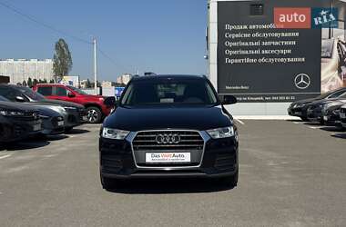 Внедорожник / Кроссовер Audi Q3 2016 в 