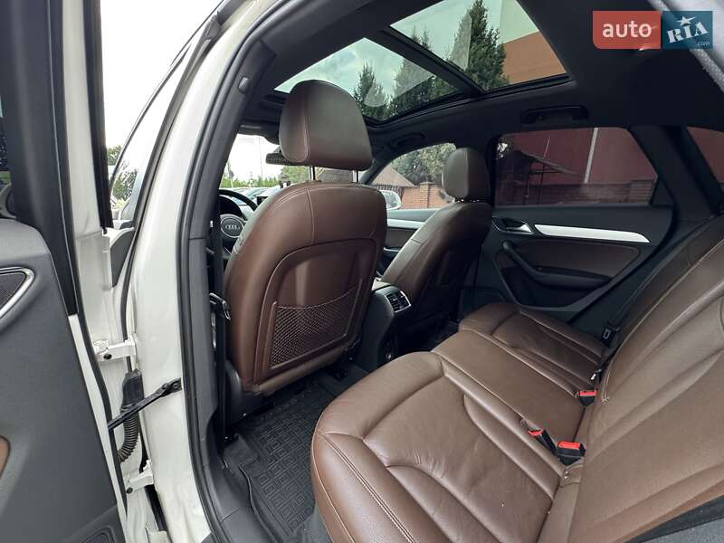 Внедорожник / Кроссовер Audi Q3 2017 в Виннице