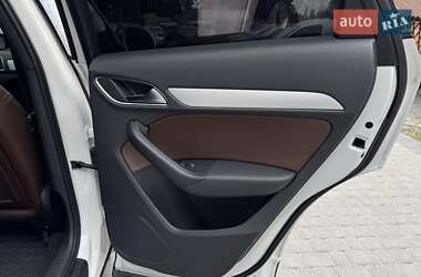 Внедорожник / Кроссовер Audi Q3 2017 в 