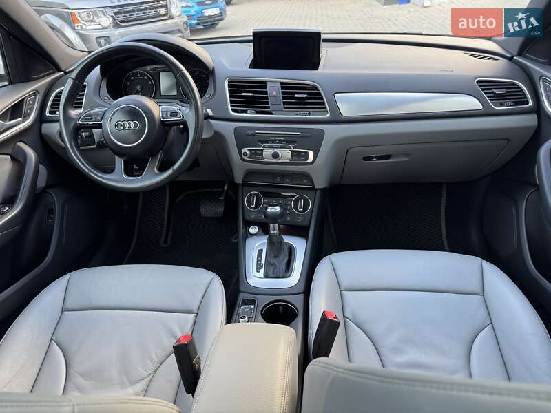 Позашляховик / Кросовер Audi Q3 2017 в Одесі