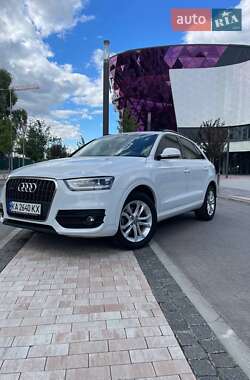 Внедорожник / Кроссовер Audi Q3 2013 в Киеве