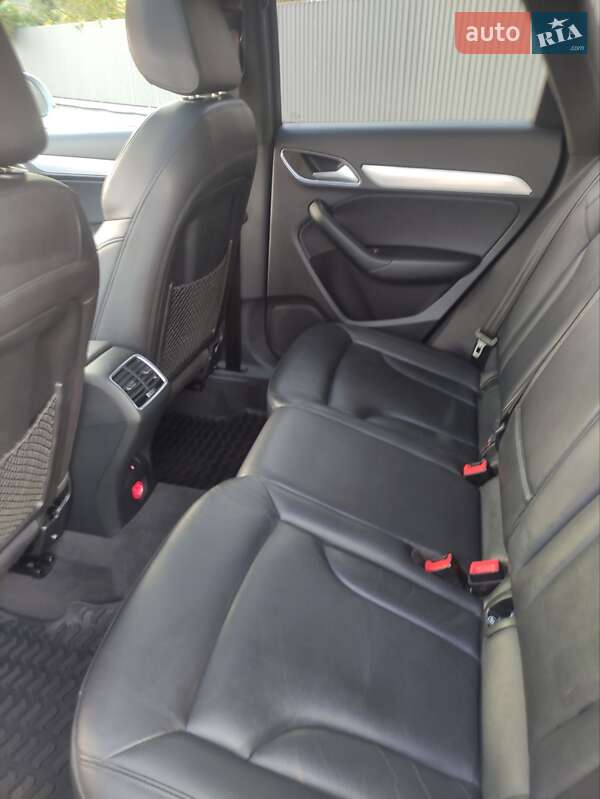 Внедорожник / Кроссовер Audi Q3 2018 в Львове