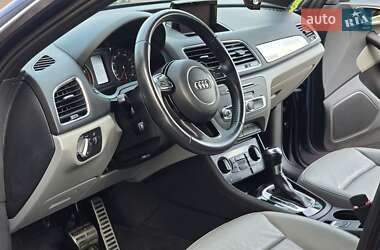 Внедорожник / Кроссовер Audi Q3 2016 в 