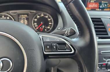Внедорожник / Кроссовер Audi Q3 2016 в 