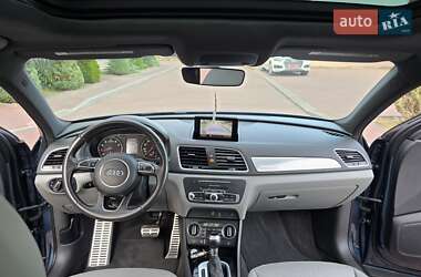 Внедорожник / Кроссовер Audi Q3 2016 в 