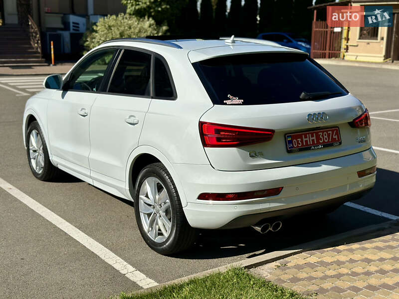 Внедорожник / Кроссовер Audi Q3 2017 в Киеве