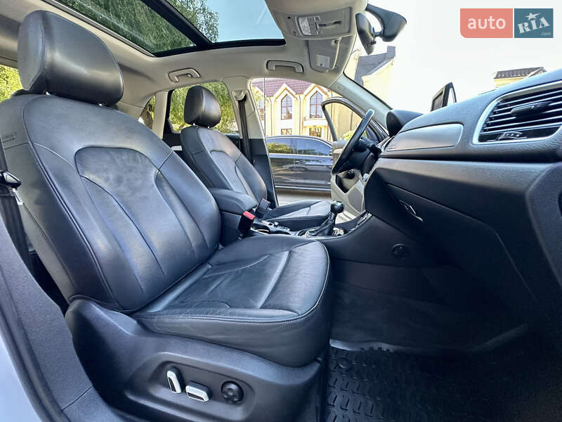 Внедорожник / Кроссовер Audi Q3 2017 в Киеве