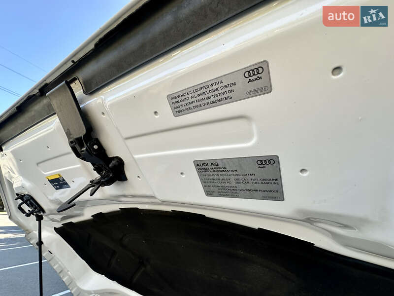 Внедорожник / Кроссовер Audi Q3 2017 в Киеве