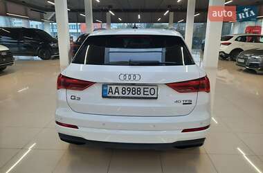 Внедорожник / Кроссовер Audi Q3 2020 в 