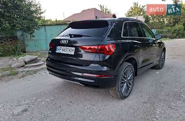 Внедорожник / Кроссовер Audi Q3 2021 в 