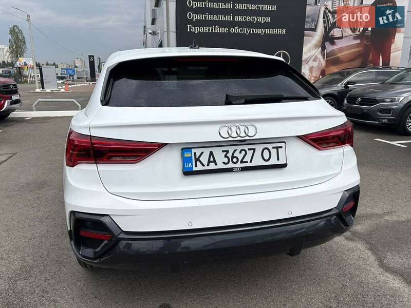 Внедорожник / Кроссовер Audi Q3 2024 в Ивано-Франковске