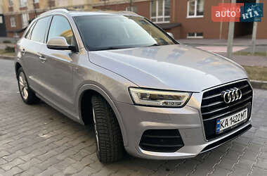 Позашляховик / Кросовер Audi Q3 2016 в 
