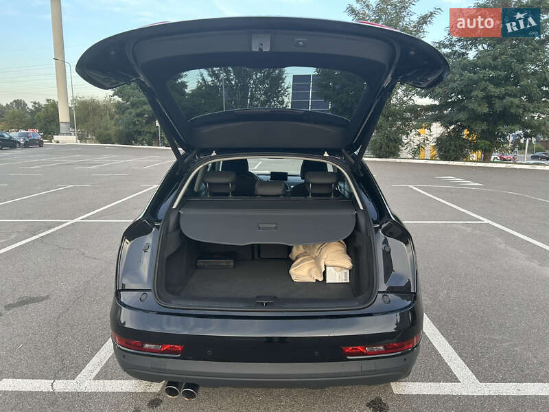 Позашляховик / Кросовер Audi Q3 2018 в Києві
