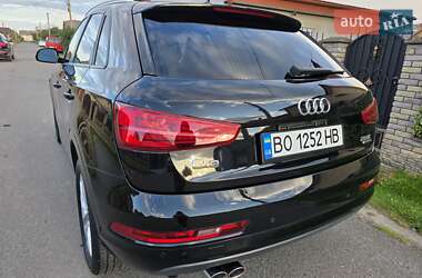 Позашляховик / Кросовер Audi Q3 2017 в 