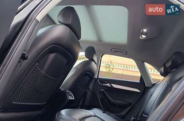 Позашляховик / Кросовер Audi Q3 2017 в 