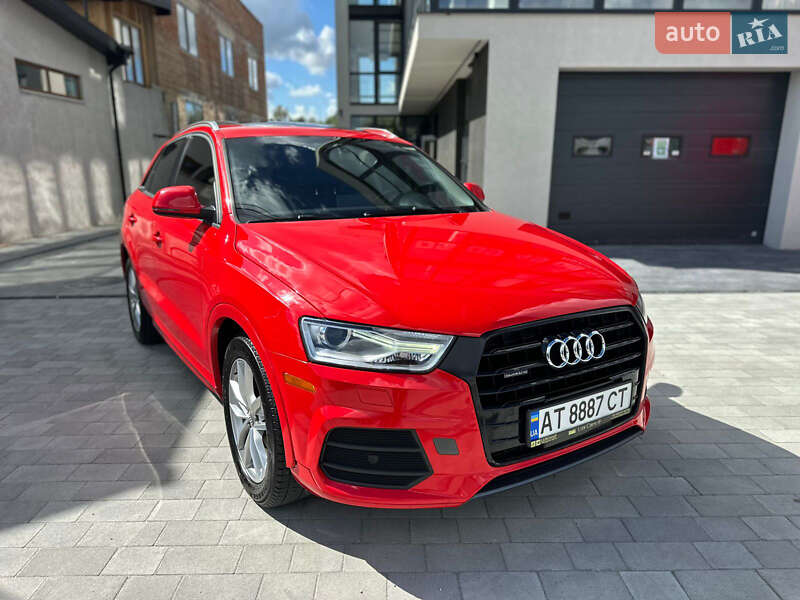 Внедорожник / Кроссовер Audi Q3 2017 в Ивано-Франковске