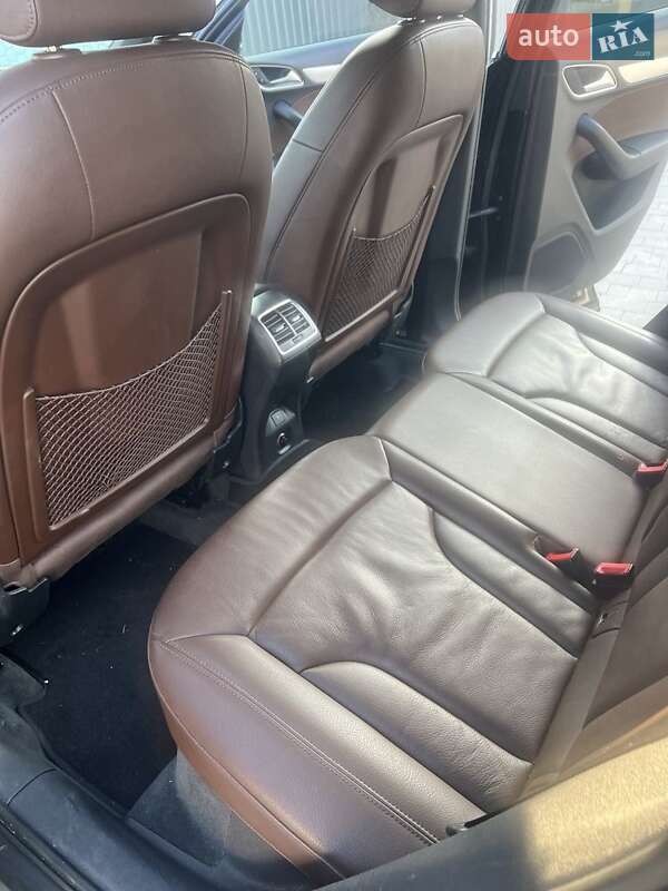 Внедорожник / Кроссовер Audi Q3 2015 в Ивано-Франковске