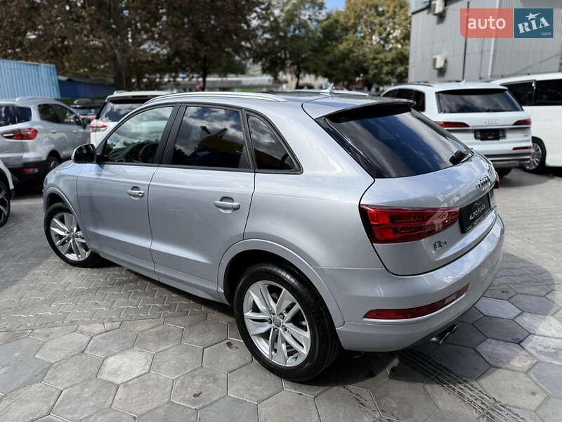 Внедорожник / Кроссовер Audi Q3 2017 в Одессе