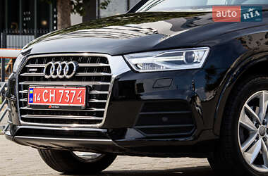 Внедорожник / Кроссовер Audi Q3 2016 в 