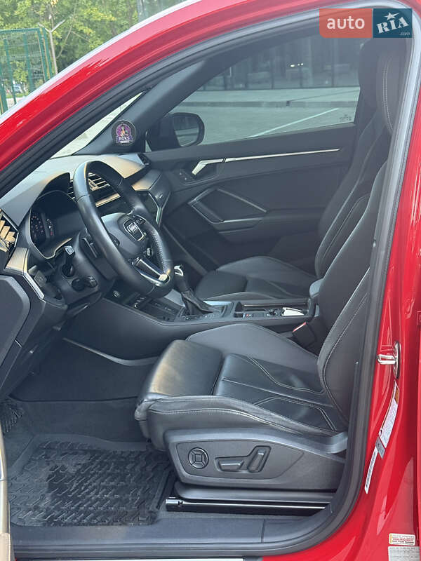Позашляховик / Кросовер Audi Q3 2020 в Рівному фото 28 Позашляховик / Кросовер Audi Q3 2020 в Рівному