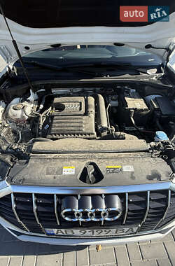 Внедорожник / Кроссовер Audi Q3 2023 в 