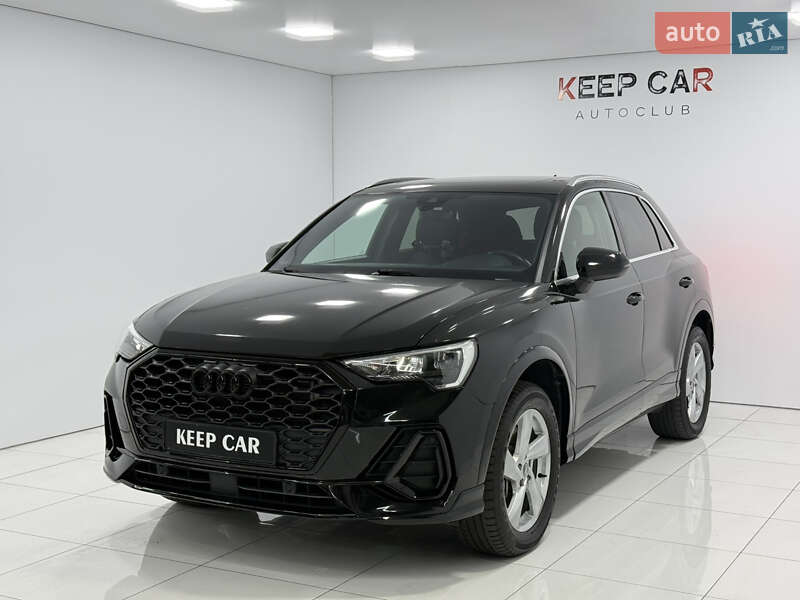 Внедорожник / Кроссовер Audi Q3 2019 в Одессе