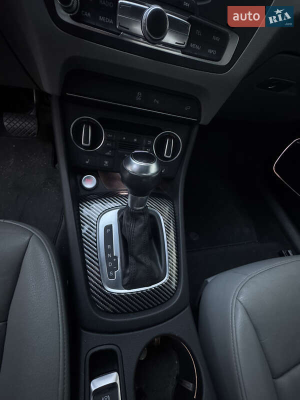 Внедорожник / Кроссовер Audi Q3 2018 в Киеве