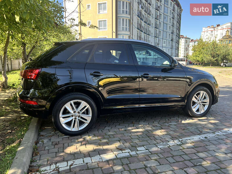 Внедорожник / Кроссовер Audi Q3 2016 в Ивано-Франковске