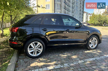 Внедорожник / Кроссовер Audi Q3 2016 в 