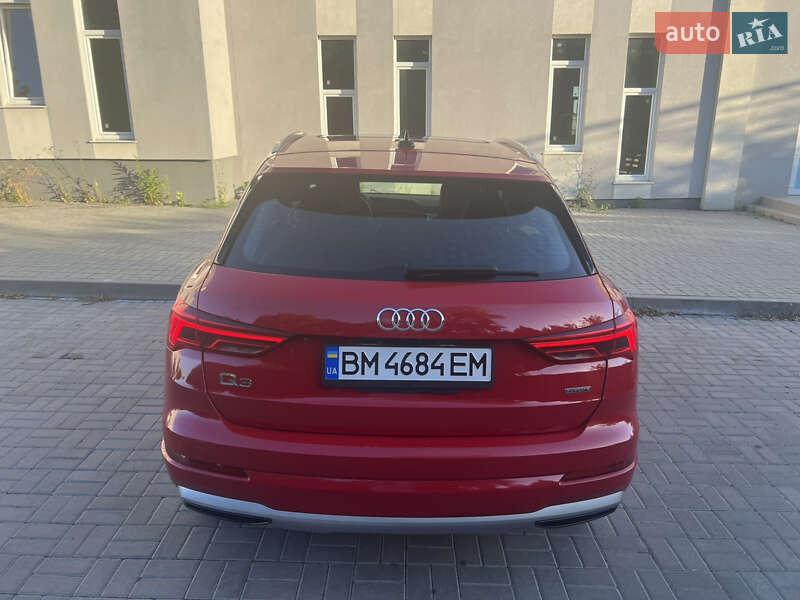 Внедорожник / Кроссовер Audi Q3 2019 в Сумах