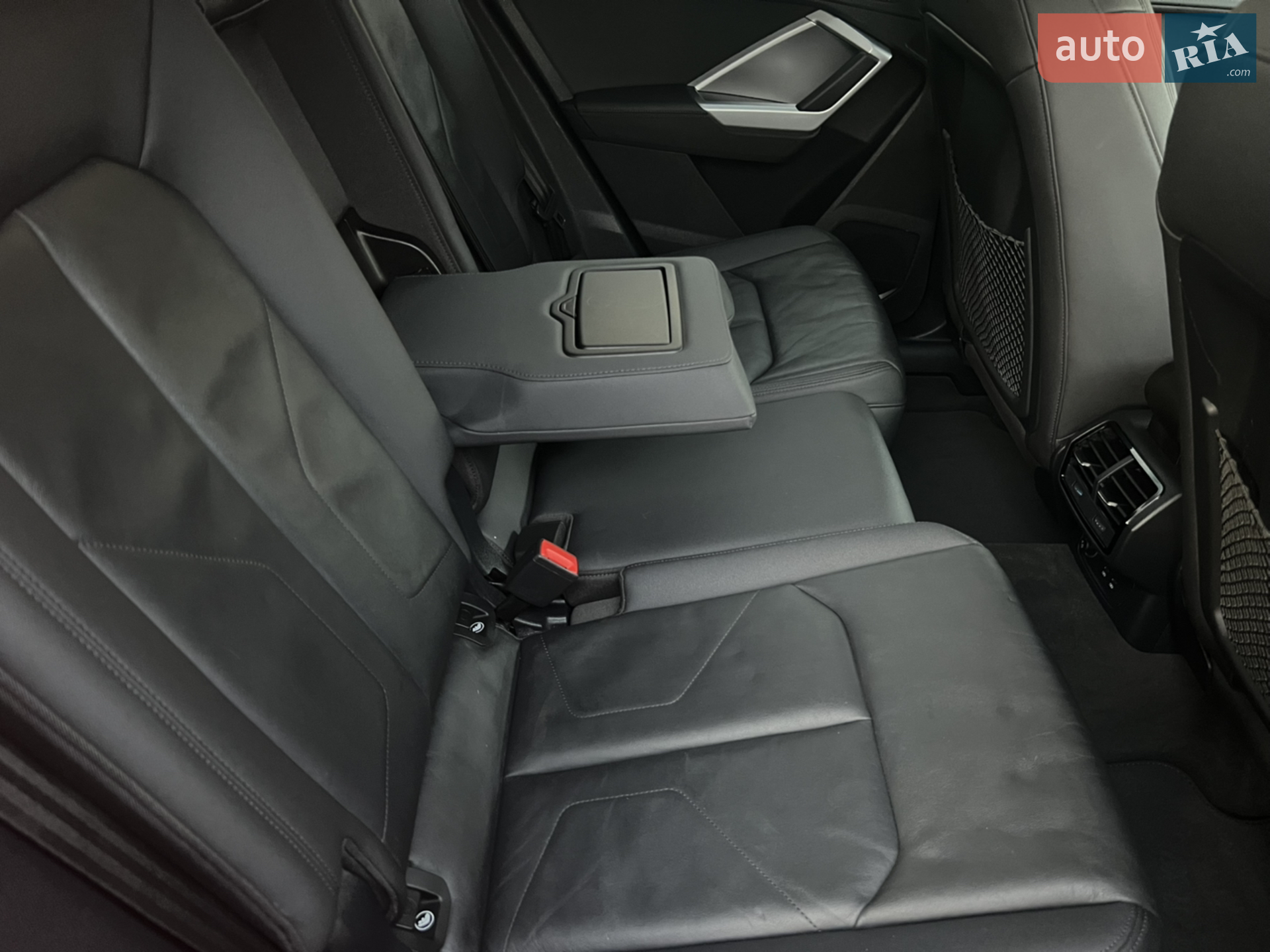 2019 Audi Q3 - мініатюра 14